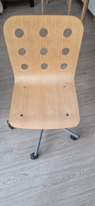 Silla de oficina con ruedas