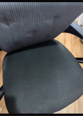 Silla de oficina con ruedas
