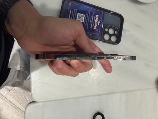 iPhone 13 Pro 76% Capacidad Batería