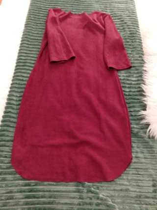 Vestido bordeaux em pele de pêssego Tamanho M