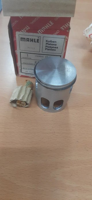 PISTON MAHLE YAMAHA TZR/DT 80CC AGUA.