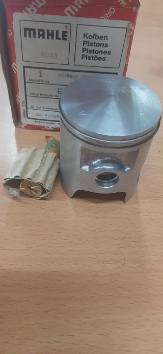 PISTON MAHLE YAMAHA TZR/DT 80CC AGUA.
