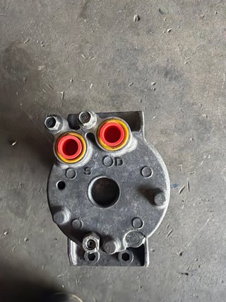 Compresor A/A Volvo XC90 8708581