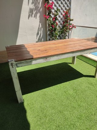 Mesa Francia