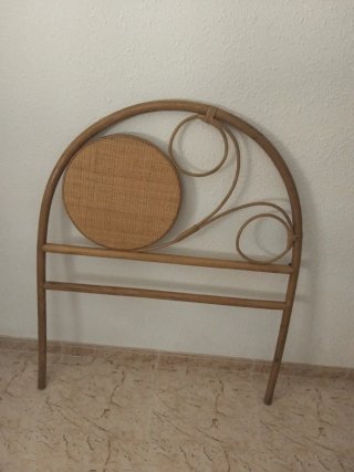 Cabecero de mimbre y ratán