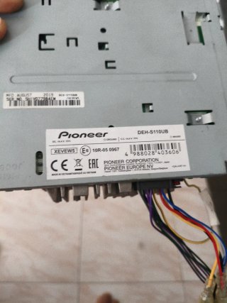 Radio Coche Pioneer DEH-S110UB