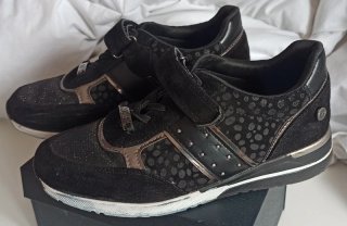 Zapatillas XTi Niña Talla 35 Negras y Plata