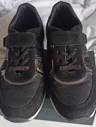 Zapatillas XTi Niña Talla 35 Negras y Plata