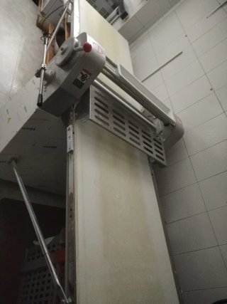 Laminadora de masa industrial