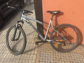 Bicicleta MTB B'TWIN Plata
