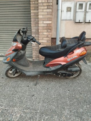 Kymco Dink 50 Scooter Naranja/Gris