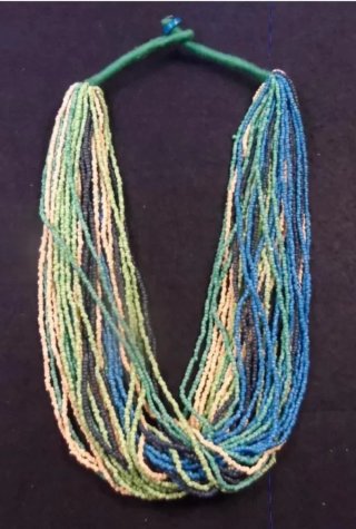 Collar multihilos cuentas pequeñas de colores