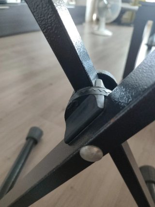 Soporte de amplificador Guil ajustable