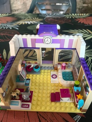 LEGO Friends Guardería Perritos Corazón