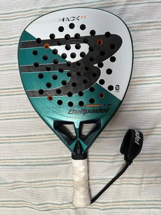 Pala Bullpadel Hack 04 2025 P. Navarro