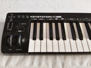 Teclado MIDI USB M-Audio Keystation 49 mk3