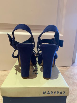 Sandalias de tacón azul