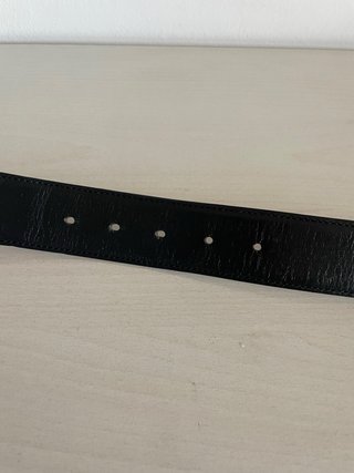 Cintura Gucci con fibbia GG argento