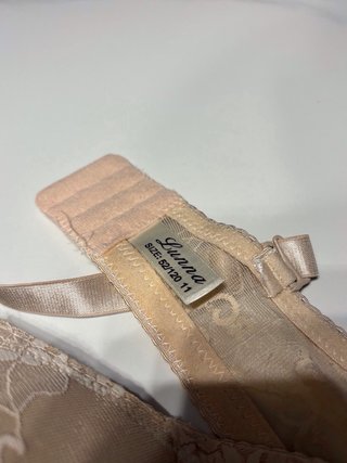 Reggiseno donna pizzo beige taglia quinta