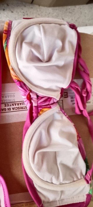 Costume bikini floreale rosa fuxia