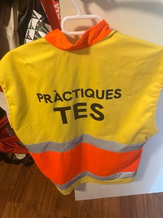 Vendo uniforme de Emergencias Sanitarias (Joviat)