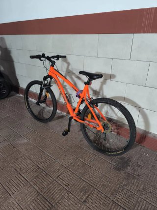 Bicicleta Montaña Naranja BTWIN
