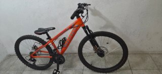 Bicicleta de montaña Moma GTT24 24" - Como nueva.