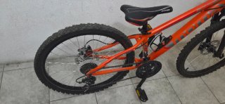 Bicicleta de montaña Moma GTT24 24" - Como nueva.
