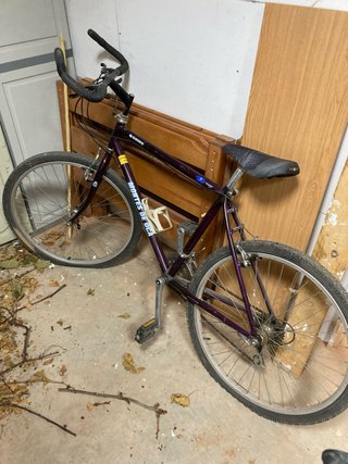 Bicicleta de Montaña Morada