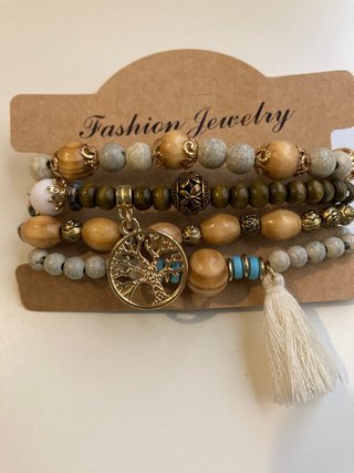 Set di 4 Braccialetti Gioielleria alla Moda