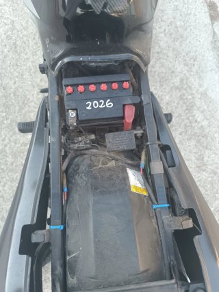 Suzuki GS 500 F Negra