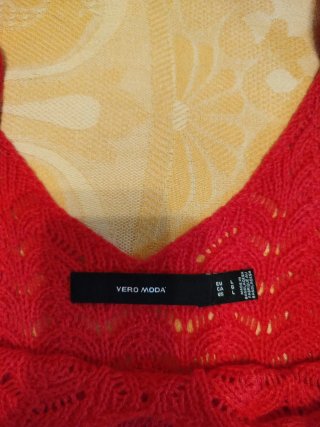 Top de punto VERO MODA rojo