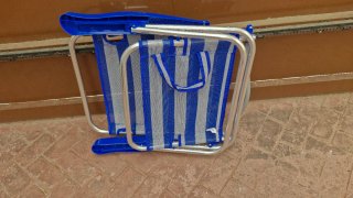 Silla Playa Plegable Azul y Plateada