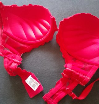 Reggiseno pizzo rosso coppe imbottite tg. 90C
