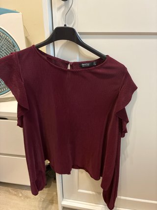 Camisa Bershka Roja Talla XS