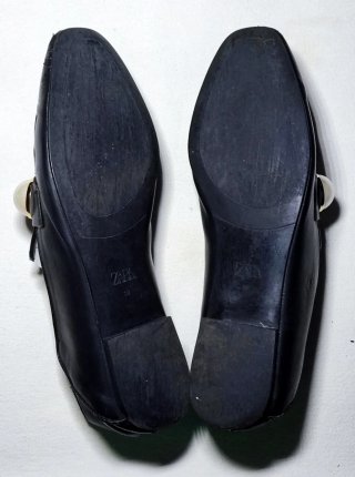 Mocassini Zara neri con perle