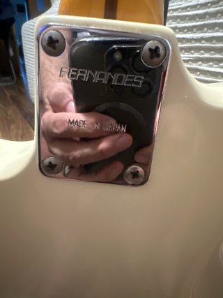 Guitarra tipo Stratocaster japonesa Fernandes600€