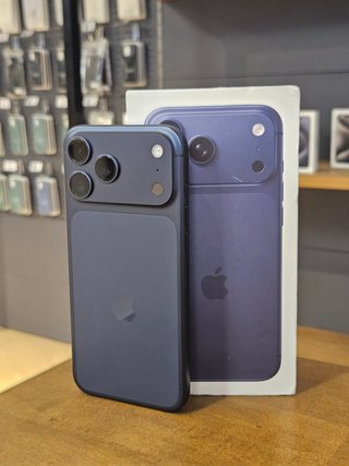 IPHONE 17 PRO MAX 512GB AZUL BATE. 100%