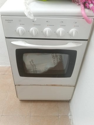 2 Cocina de gas blanca