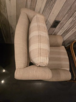 Sillónes de tela beige en excelente estado