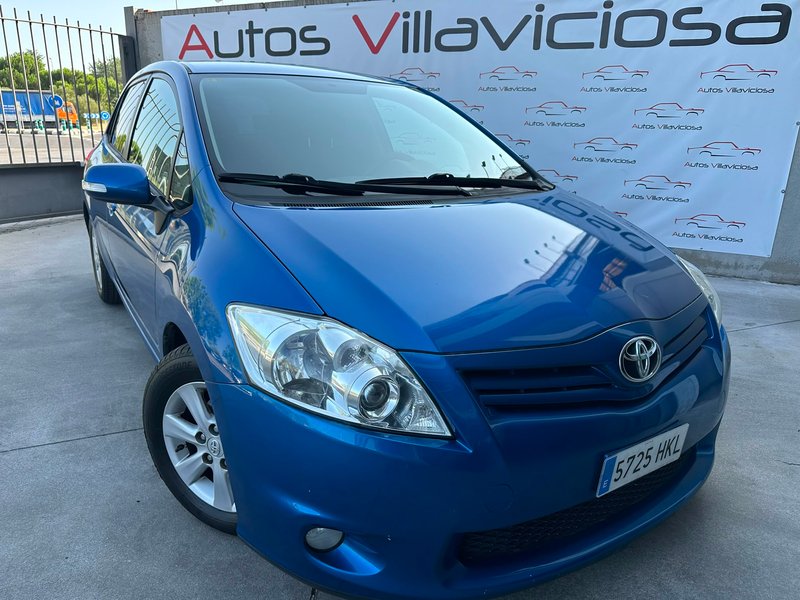 Toyota Auris 1.4 D-4D Active Eco 5p 2012