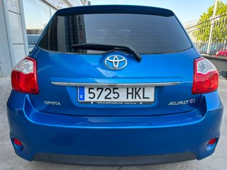 Toyota Auris 1.4 D4D DPF Active 2012