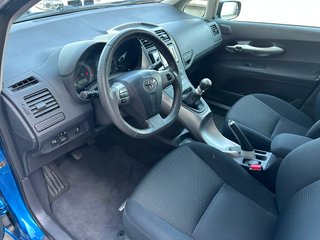 Toyota Auris 1.4 D4D DPF Active 2012