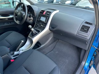 Toyota Auris 1.4 D4D DPF Active 2012