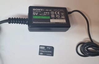 PSP 1004 Fat + Juego Cars + Memory Stick