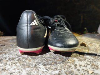 Scarpe da ginnastica Adidas Copa nere e rosa