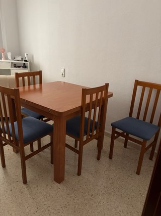 Comedor 4 puestos madera