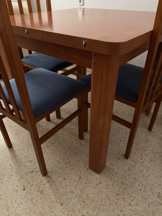 Comedor 4 puestos madera