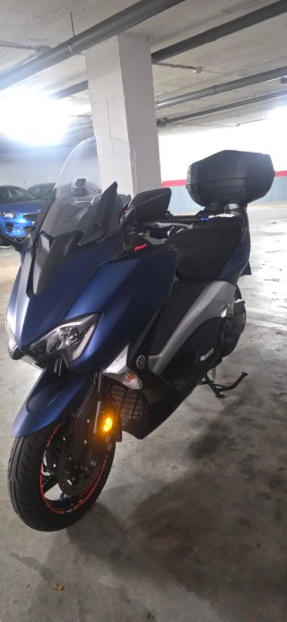 Yamaha T Max Azul/Plata Maxi Scooter