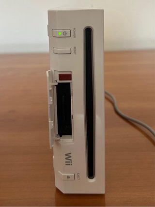 Consola Nintendo Wii + Accesorios y Juegos